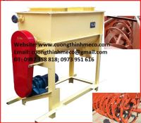 Máy trộn thức ăn trục ngang